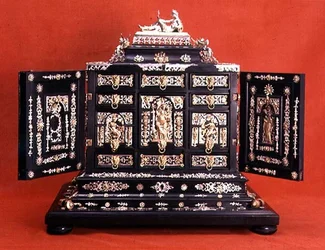 Cabinet avec montures en argent doré, allemand, vers 1600